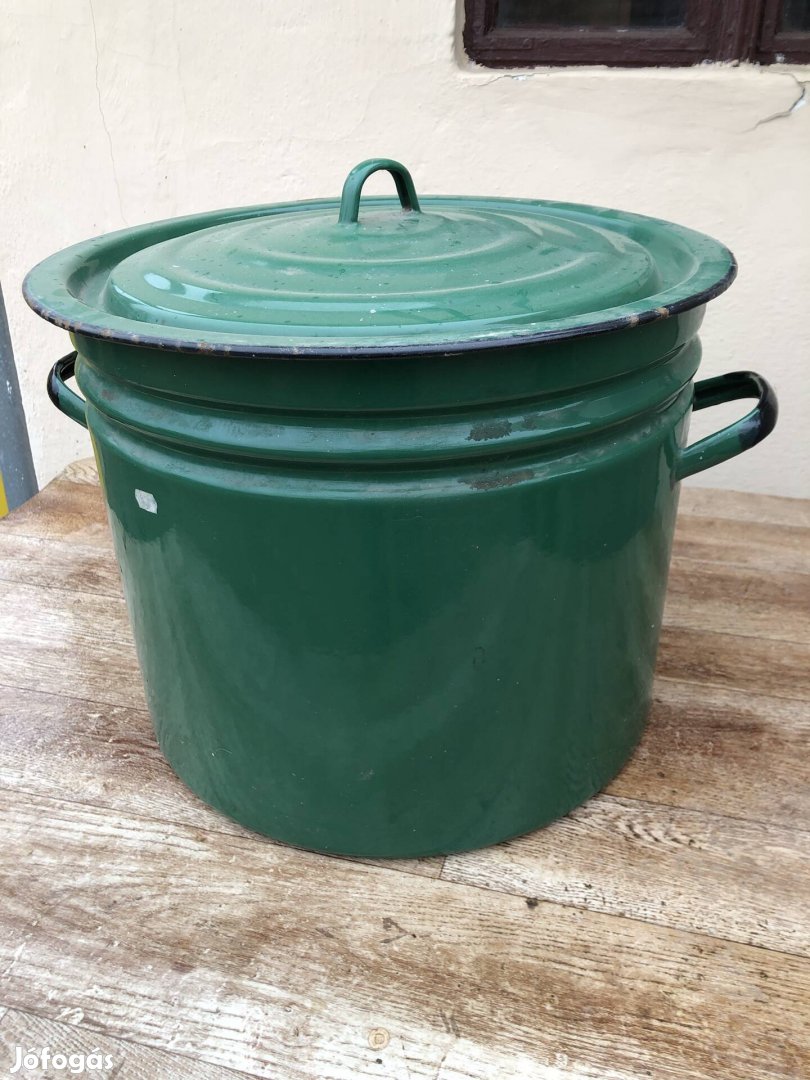 50 literes nagyméretű, zöld fazék fedővel.