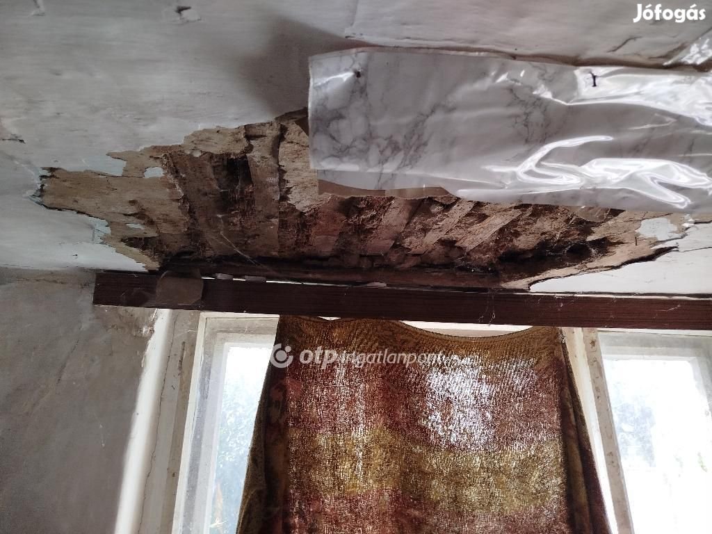 50 nm-es ház eladó Pécs