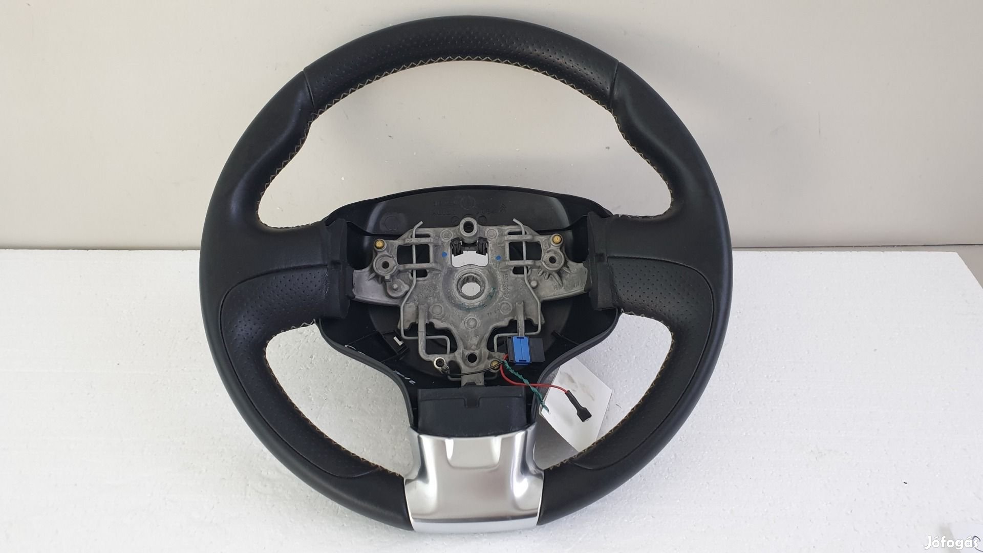 510955 Citroen C3 Picasso, 2012, Bőrkormány, Fehér Cérna. 96848990.