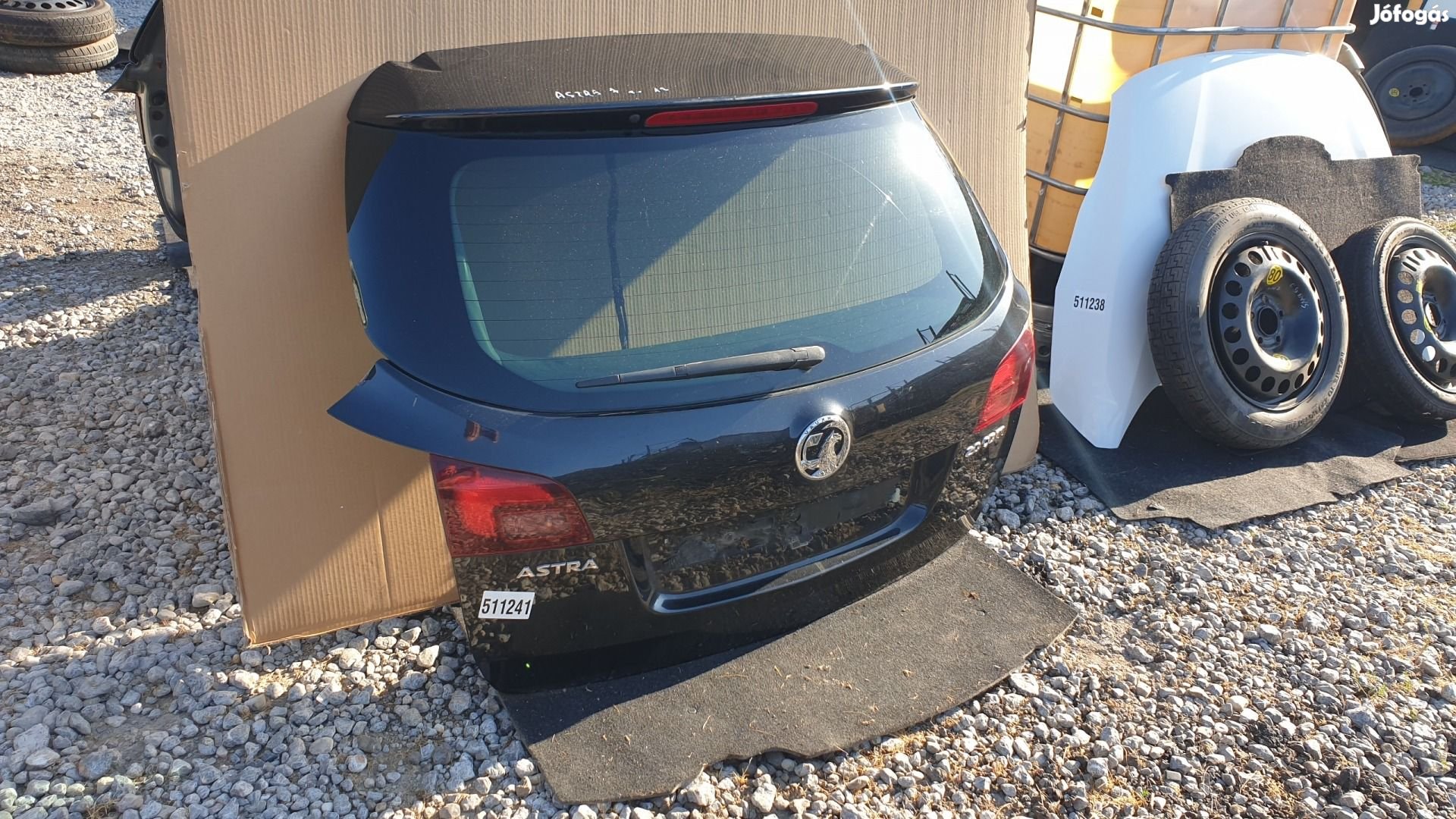 511241 Opel Astra J, KOMBI, 2012, Csomagtérajtó.