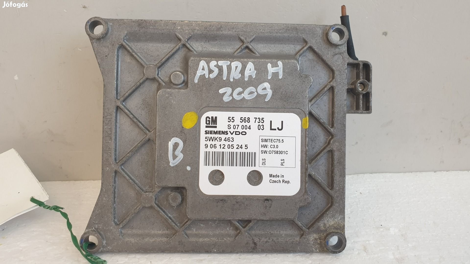 511380 Opel Astra H, Motorvezérlő, Ecu, 55568735, 5WK9463, Siemens.