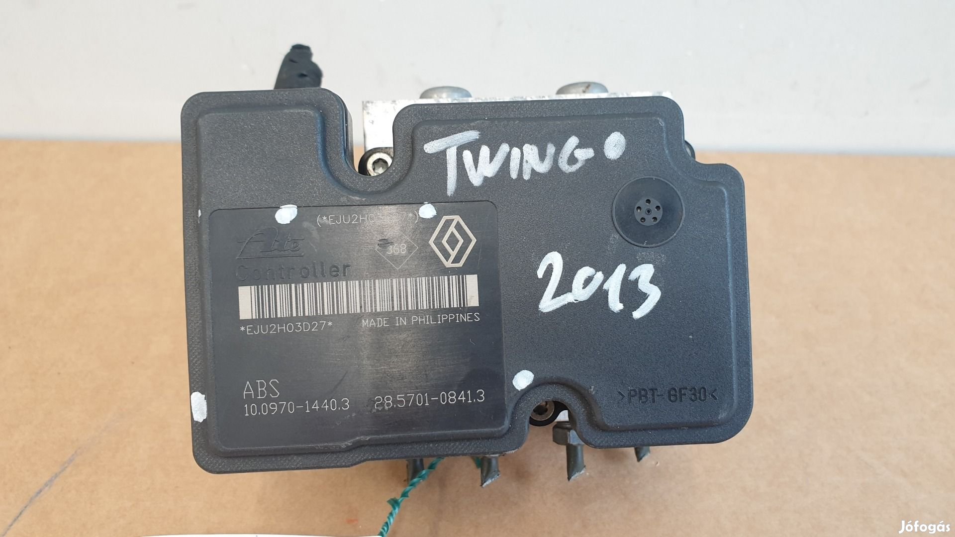 511550 Renault Twingo 2013, ABS Kocka, 8201065089.