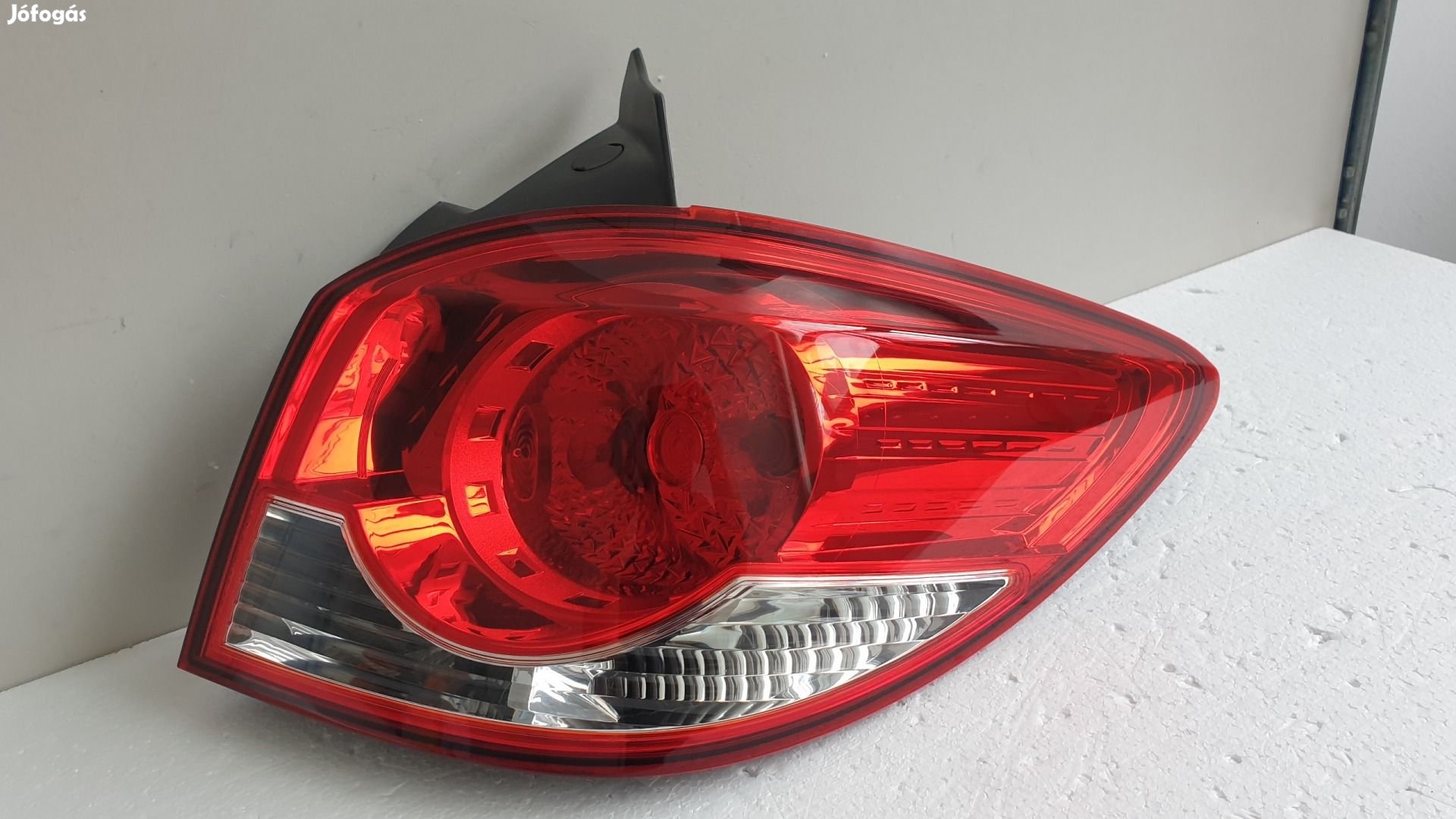 512128 Chevrolet Cruze 2013, Jobb Hátsó Lámpa, 5 Ajtós. 13196.