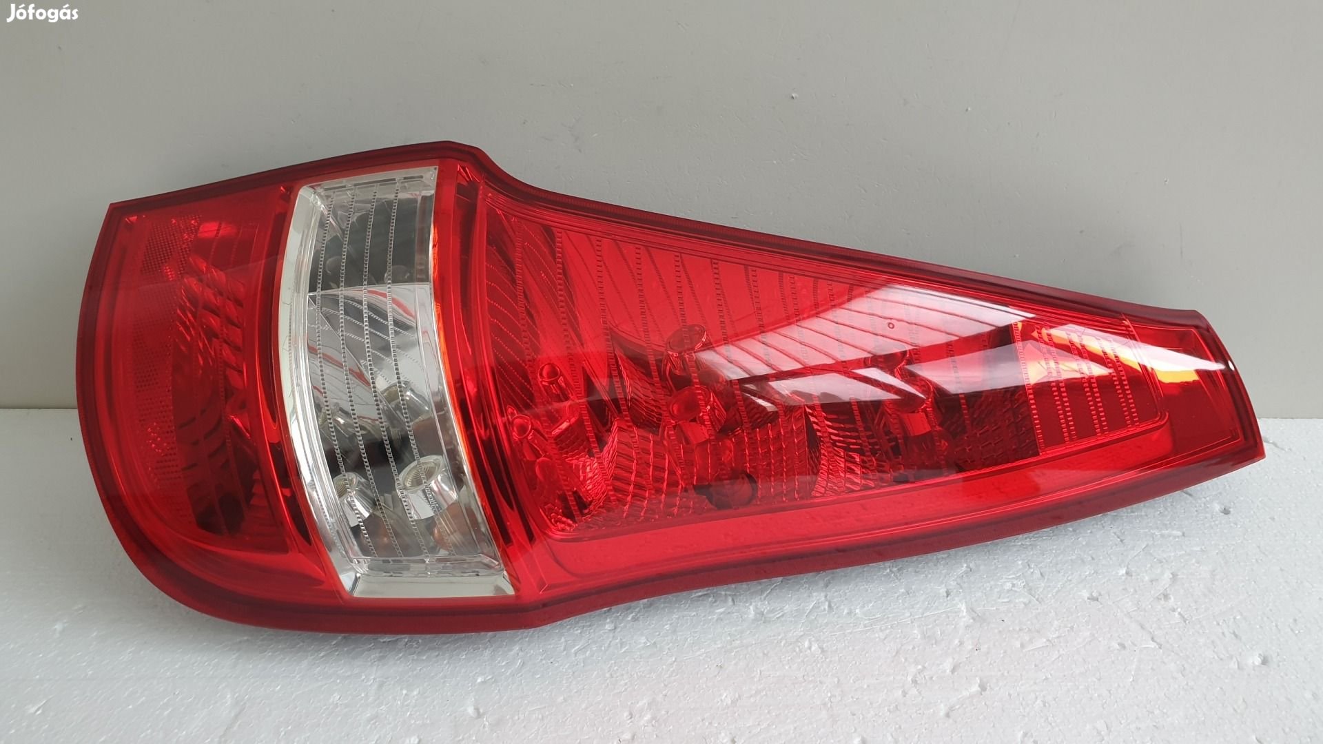 512130 Hyundai i30, 2009, Kombi, Jobb Hátsó Lámpa, 92402-2L1.