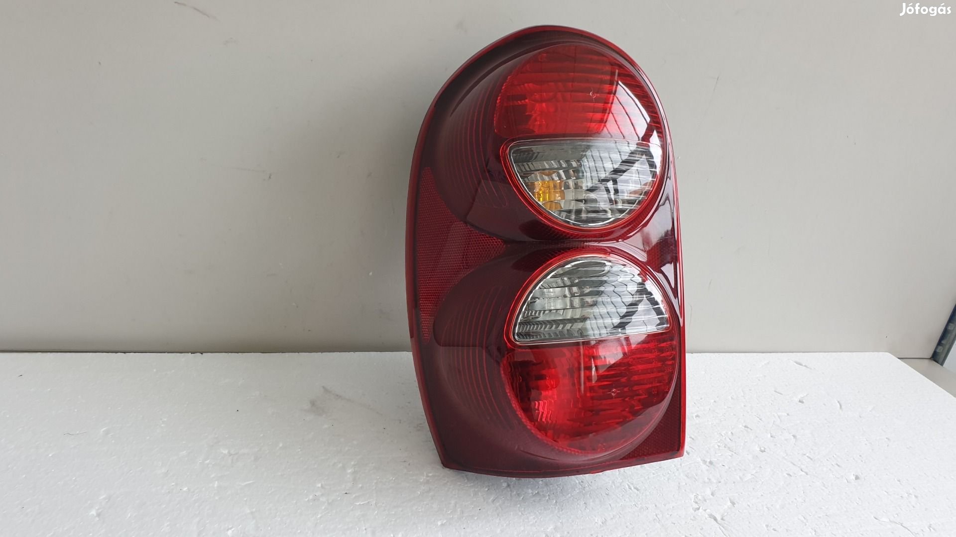 512136 Jeep Cherokee KJ, 2007, Bal Hátsó Lámpa.