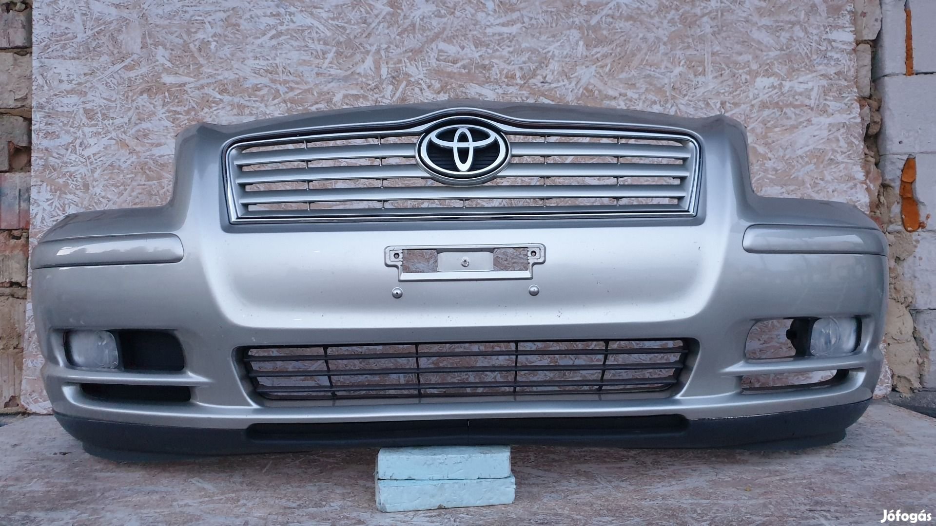 512413 Toyota Avensis T25, 2005, Ködlámpás Első Lökhárító,