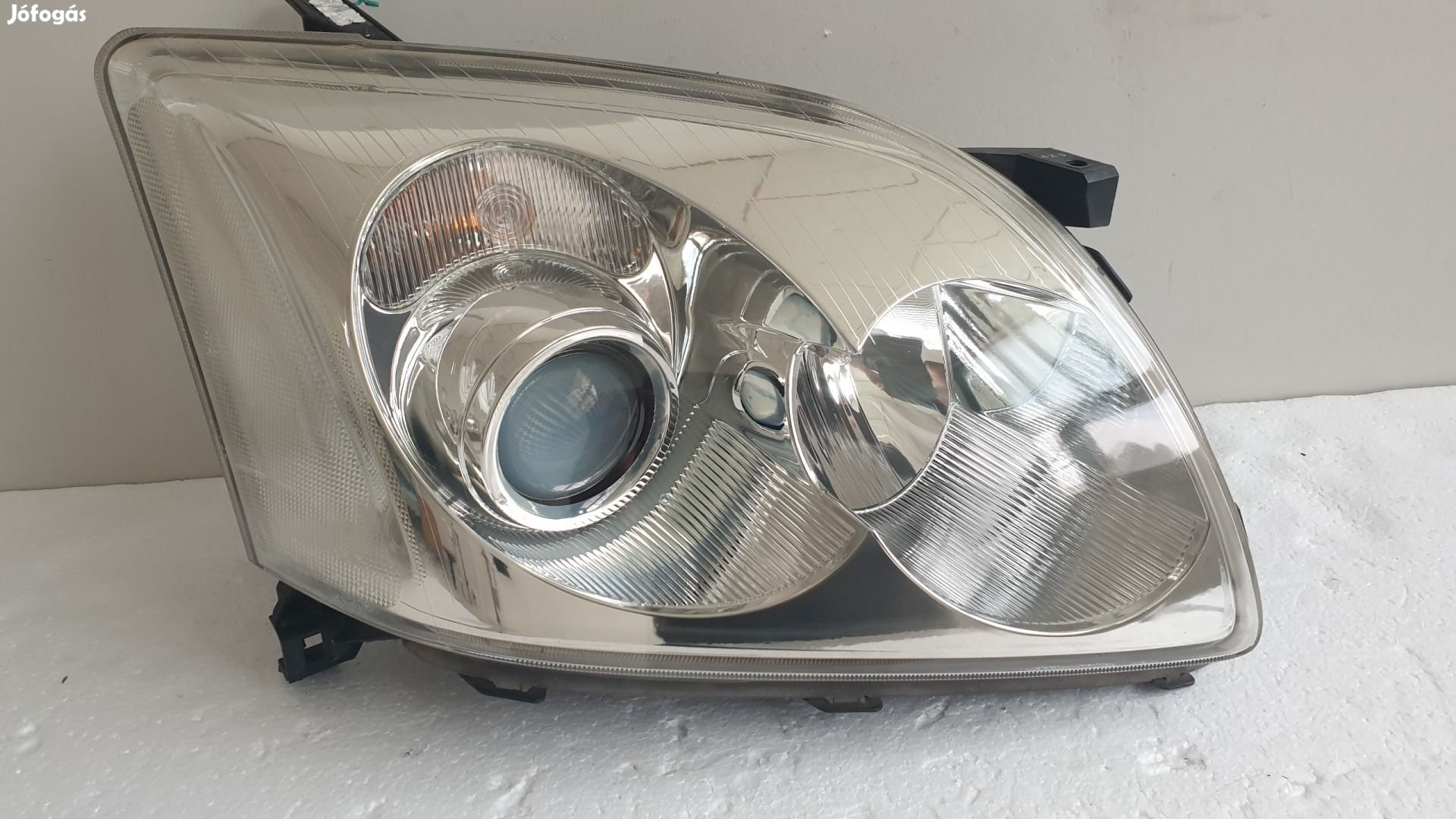 512570 Toyota Avensis T25, 2005, Projektoros Jobb Fényszóró, Lámpa.
