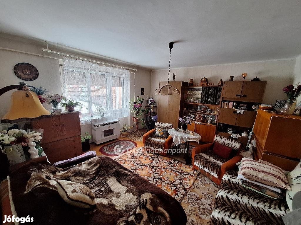 51 nm-es lakás eladó Salgótarján