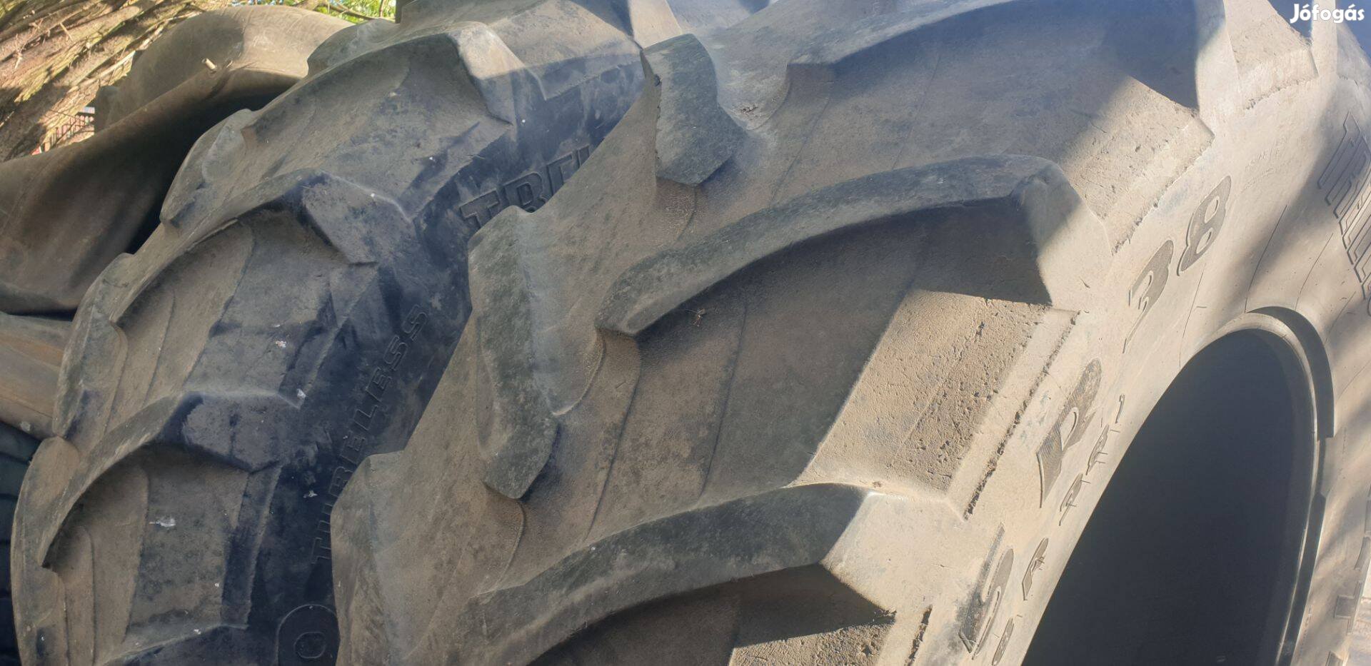 520/85×38 (20.8×38)