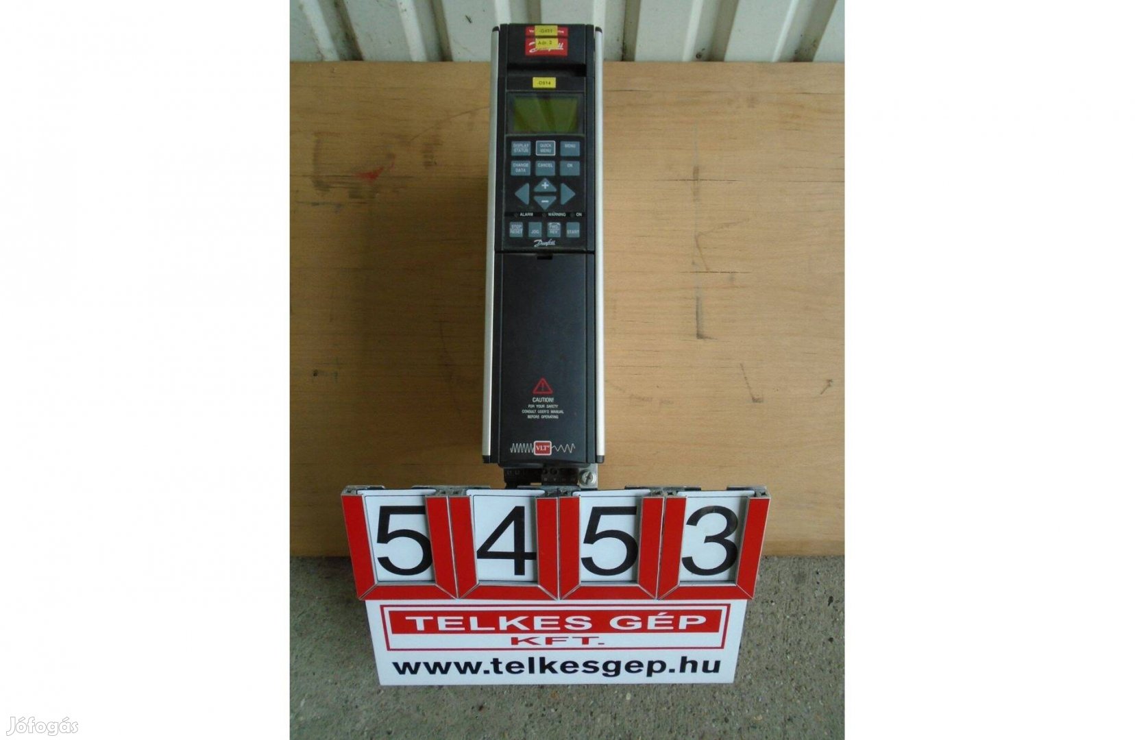 5453 - Frekvenciaváltó Danfoss