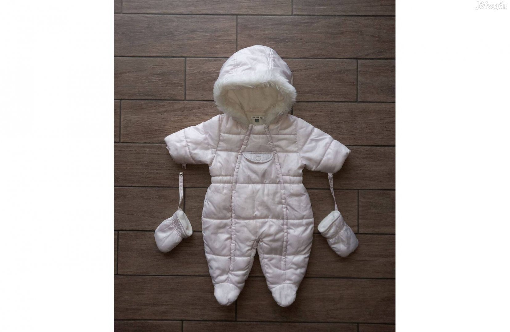 54-56-os fehér overál levehető kesztyűvel