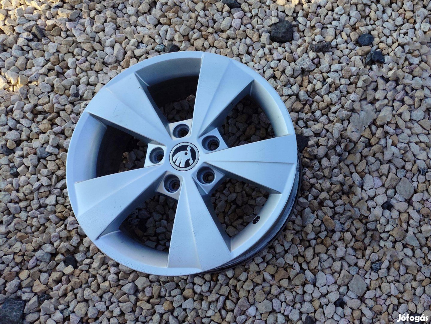 54 Skoda Octavi MK 6 VI 5E0 601 025 BE