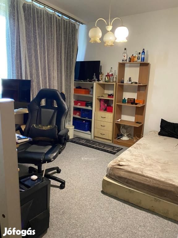 54 nm-es lakás eladó Algyő