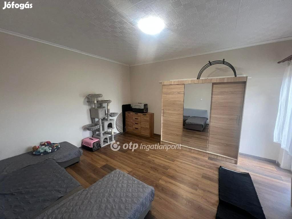 55 nm-es ház eladó Tápiószele