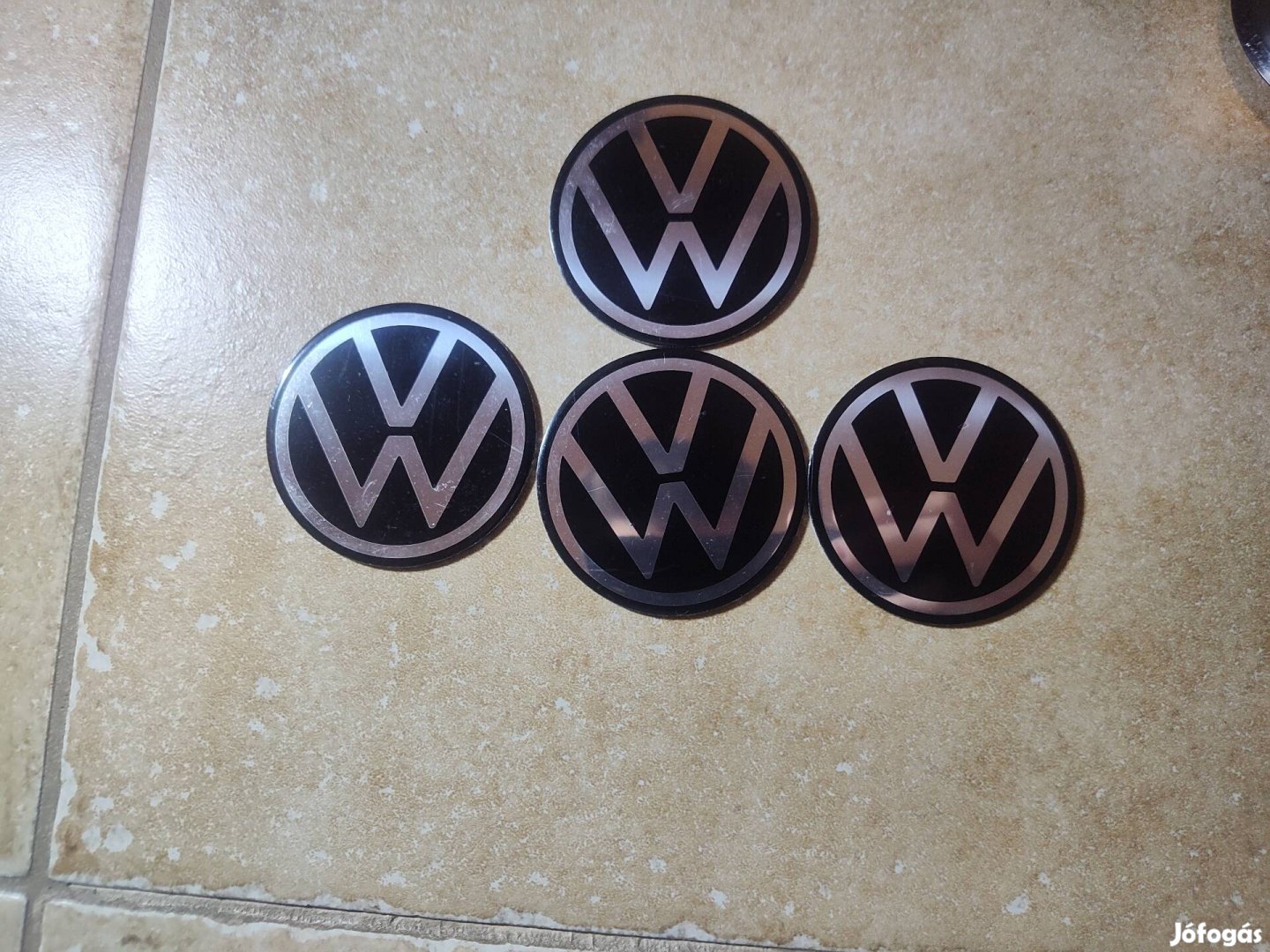 55mm-es Volkswagen embléma felnihez , dísztárcsához