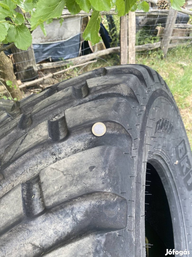 560/60r 22.5 Mezőgazdasági gumiabroncs eladó