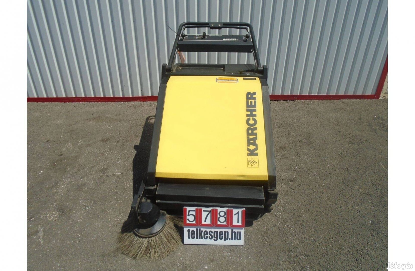 5781 - Takarító gép , seprő porszívó gép , Padlótisztító