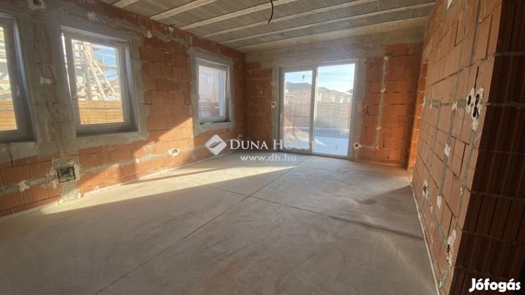 57 nm-es lakás eladó Dunaharaszti