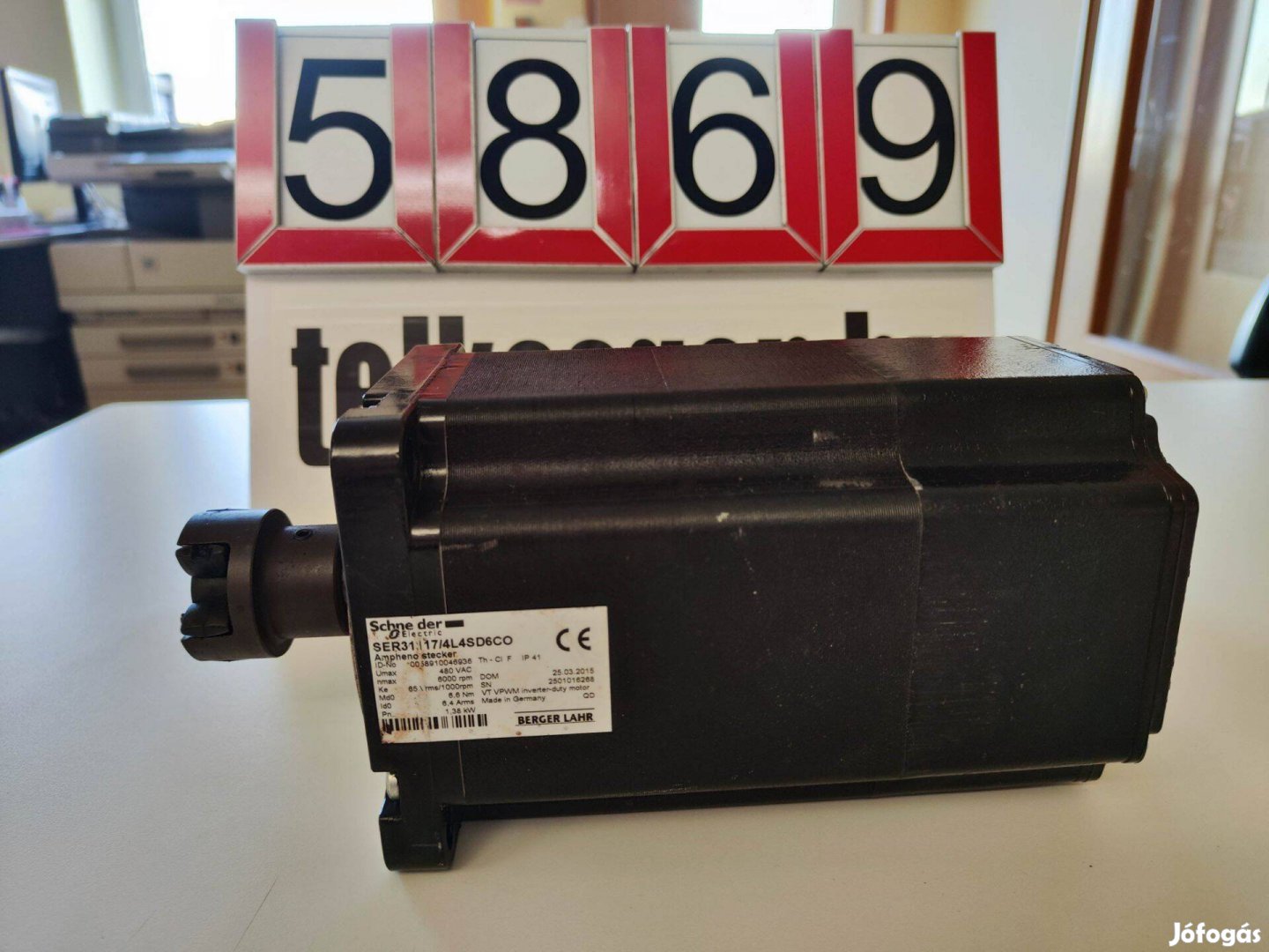 5869 - Servo motor Berger Lahr, Schneider Electric SER31117