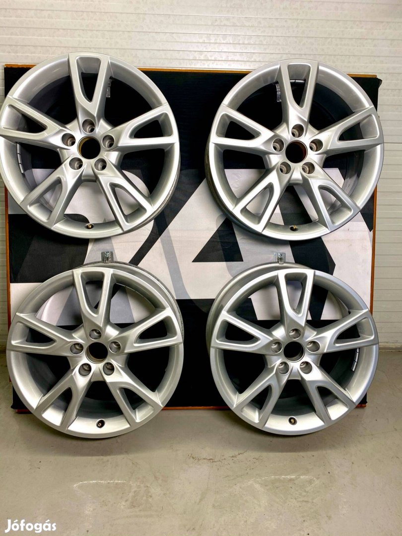 5X112 18" 7" 38 ET 66 Gyári Audi A6 4G használt könnyűfémtárcsa