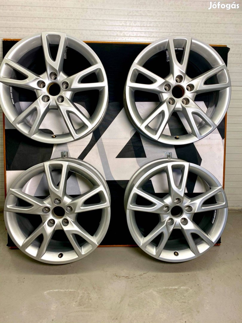 5X112 18" 7" 38 ET 66 Gyári Audi A6 4G használt könnyűfémtárcsa