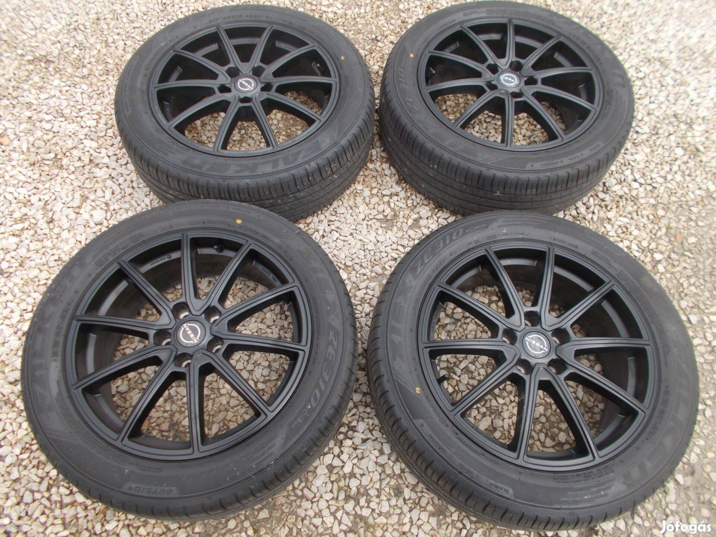 5X114.3 R18 Brock Alufelni Nyárigumival
