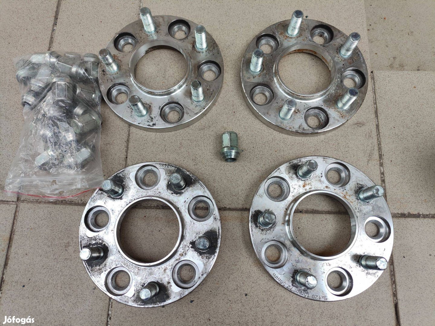 5X120 Nyomtávszélesítő 15MM BMW 1,3,5,7,X3,X5,X6