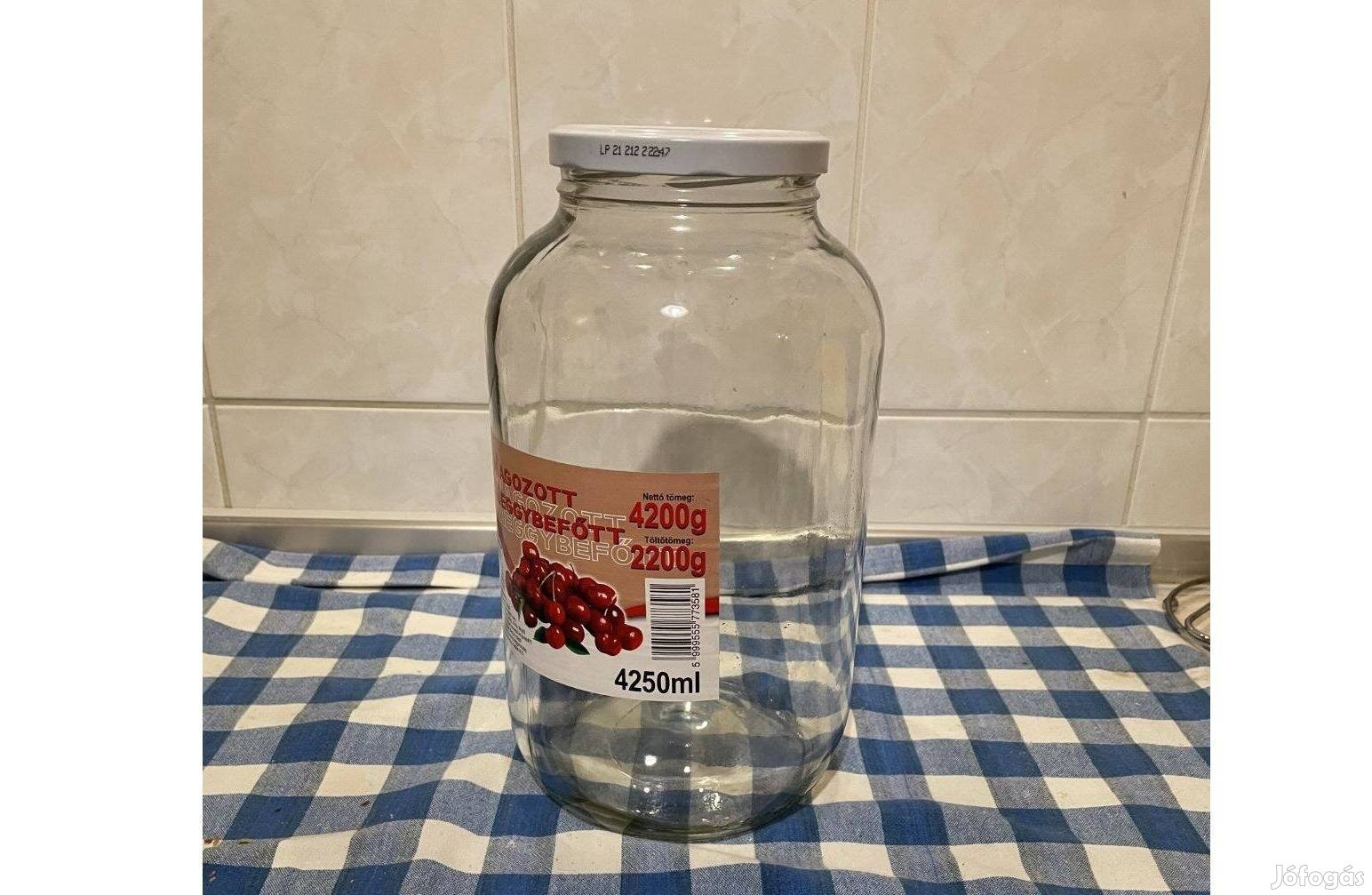 5 L-es üvegek tetővel