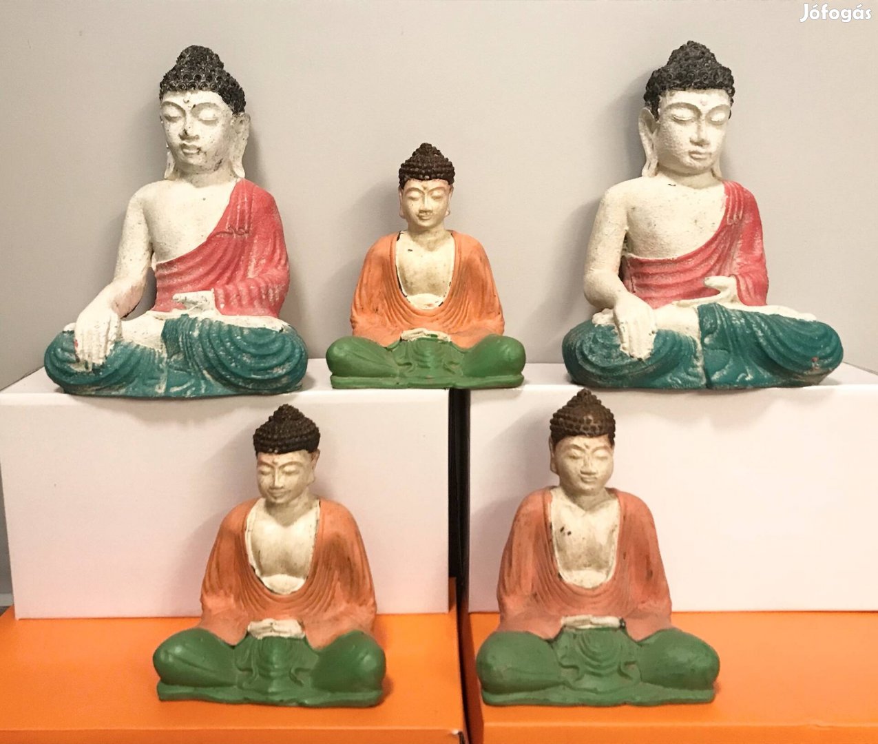 5 darab meditáló Buddha szobor egyben eladó 