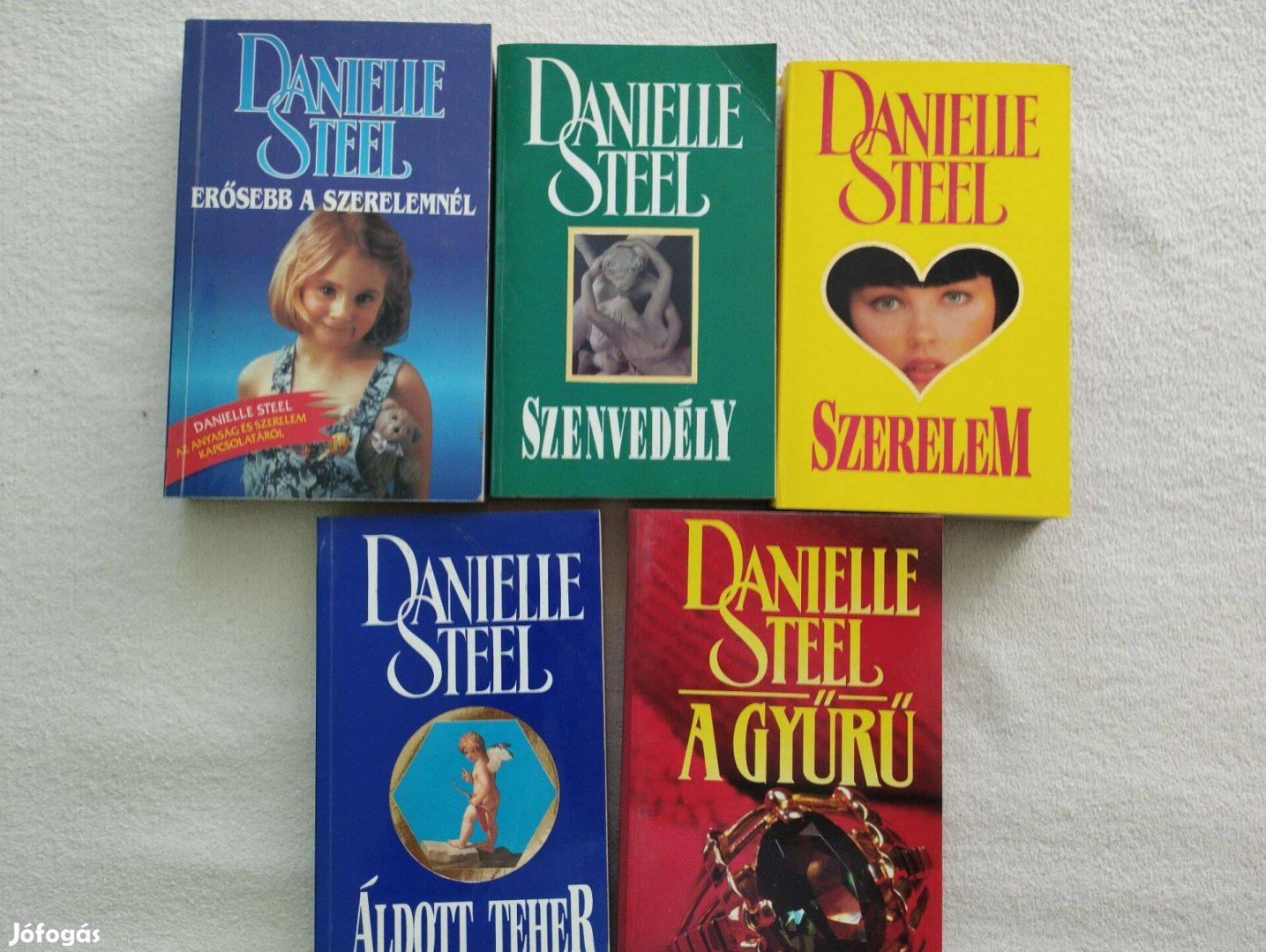 5 db Danielle Steel könyv együtt