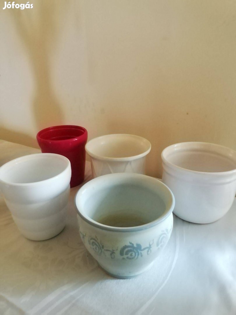 5 db. közepes méretű virágtartó kaspó csomag