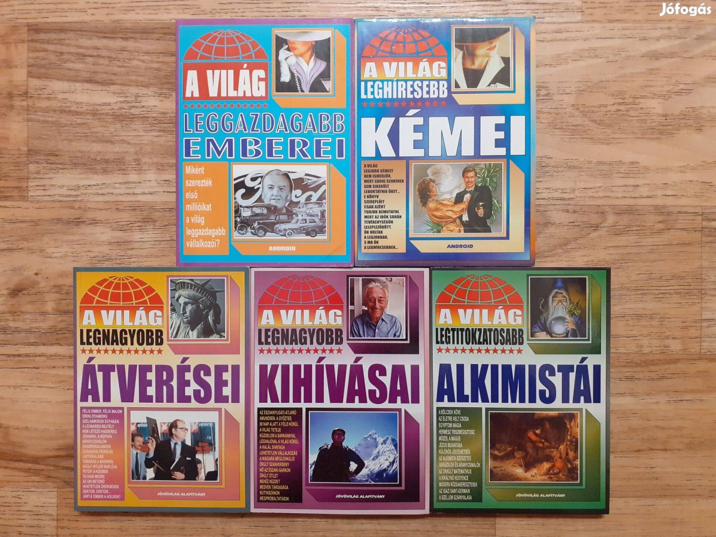 5 db könyv A világ leg. című sorozatból egy könyvcsomagban