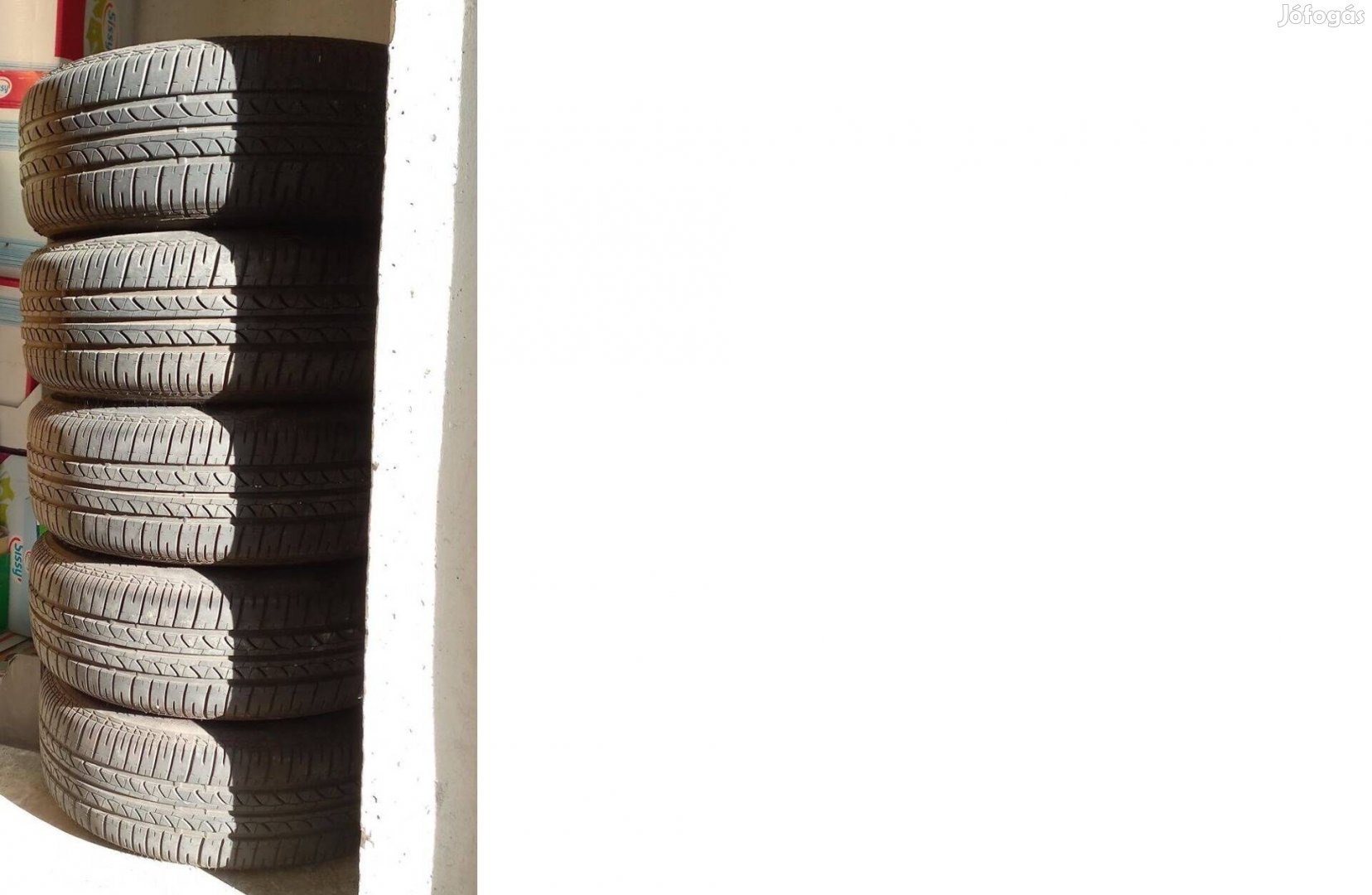 5 db nyári gumival szerelt kerék autóhoz