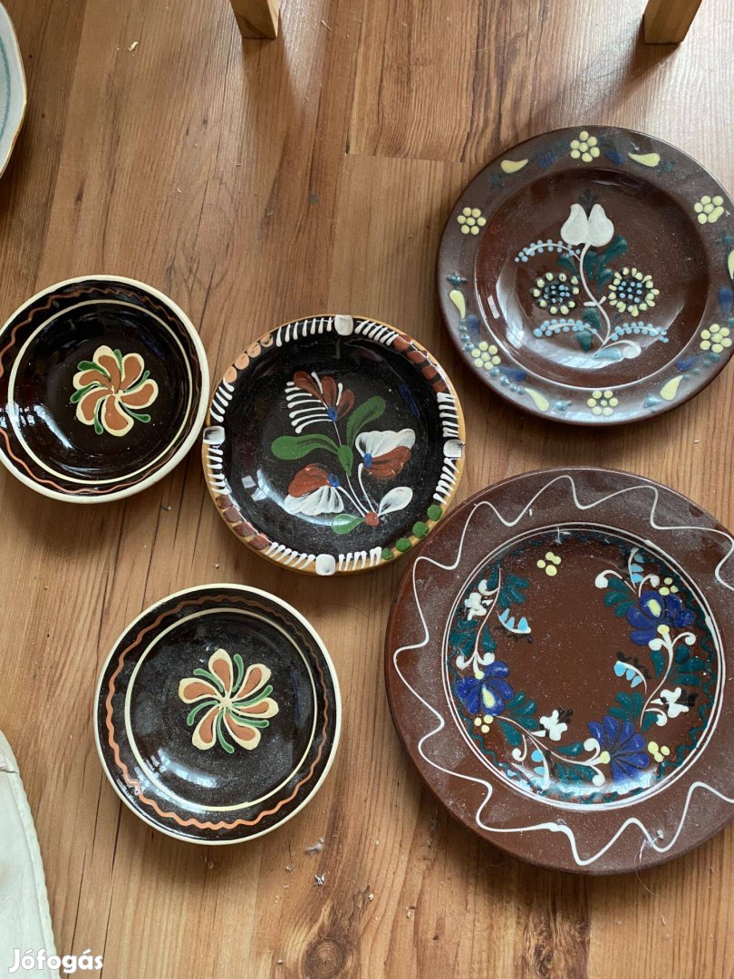 5 db régi kerámia feli tányér