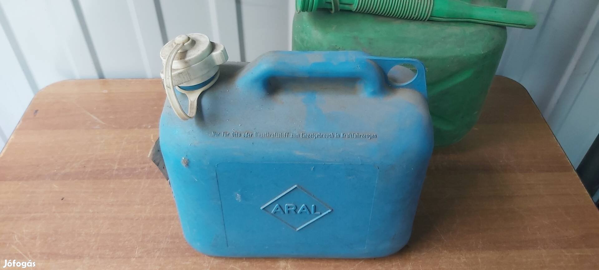 5 literes benzines kanna eladó 