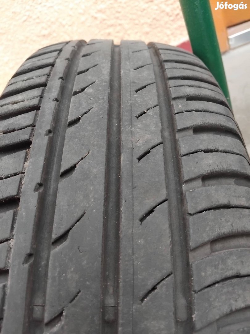 5db Continental nyári gumi 185/65r15 