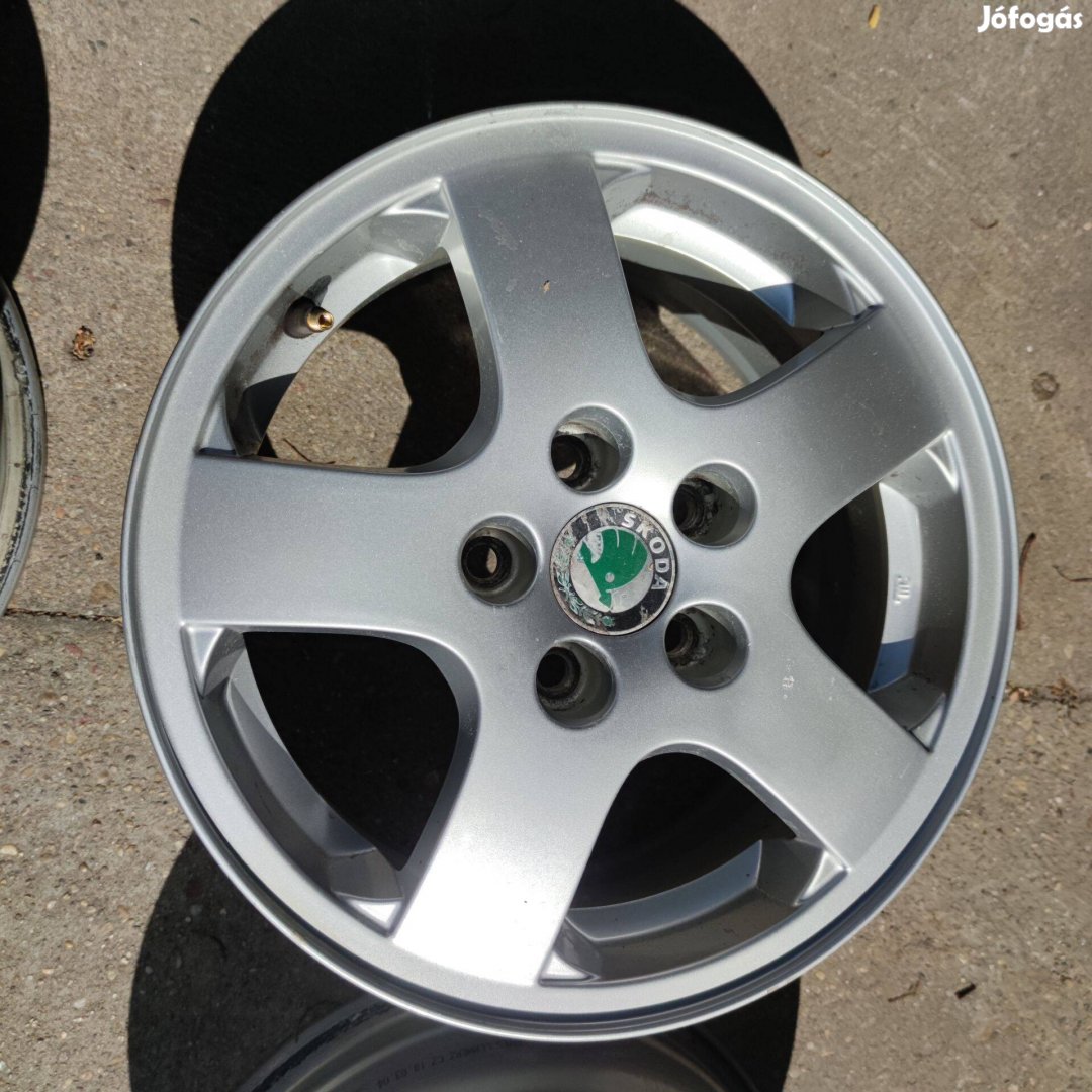 5x100 14 Gyári Skoda alufelni 60000ft a 4db/144/