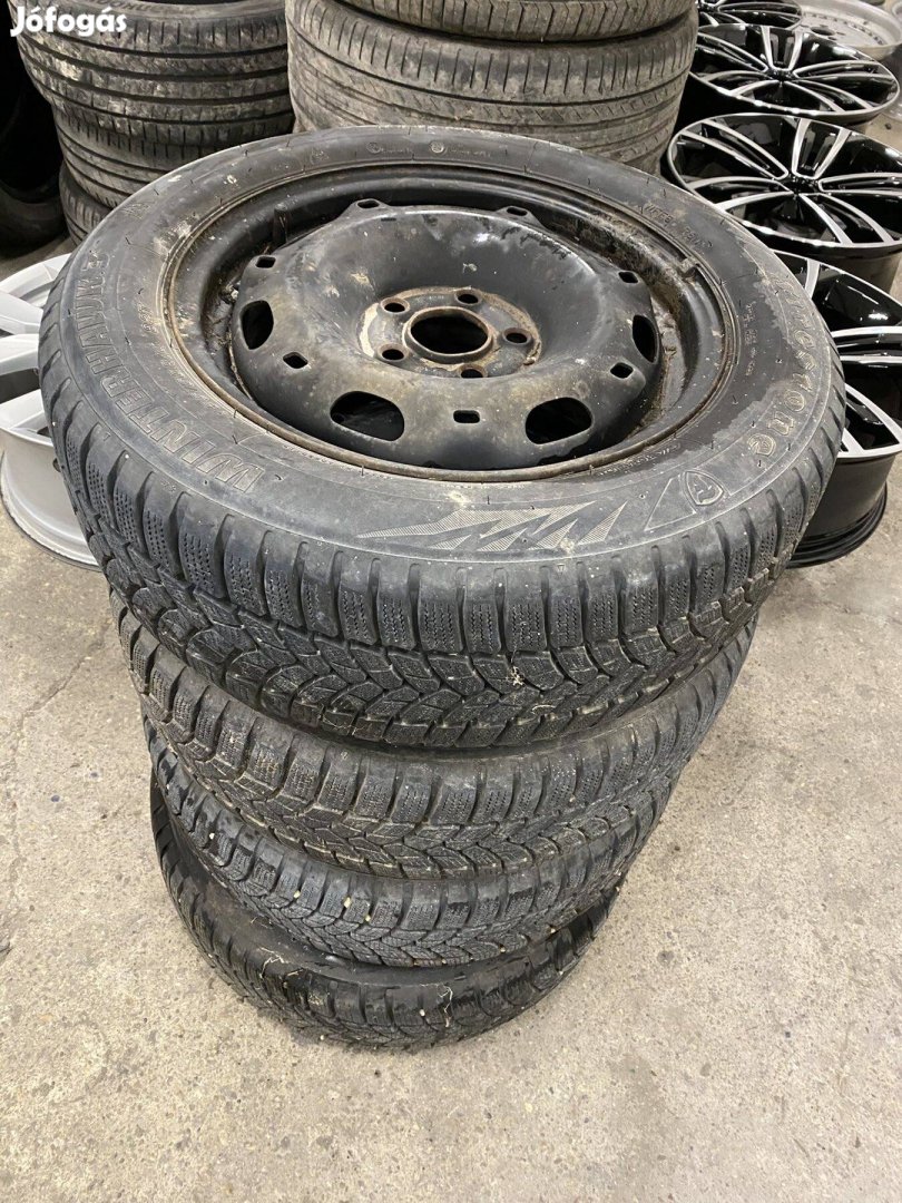 5x100 14" lemezfelni 185/60R14 Téligumival