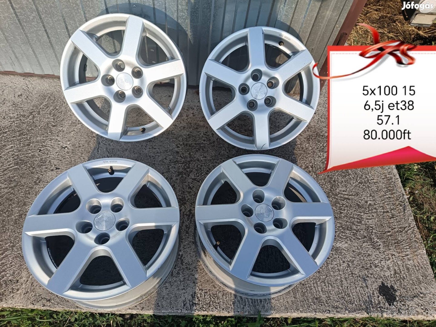 5x100 15 col alufelni szett