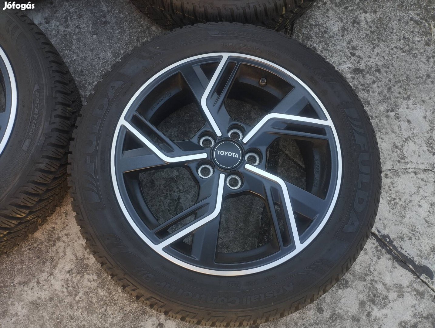 5x100 16 Toyota Yaris - 195/55 r16 " Fulda téli gumi + Tpms