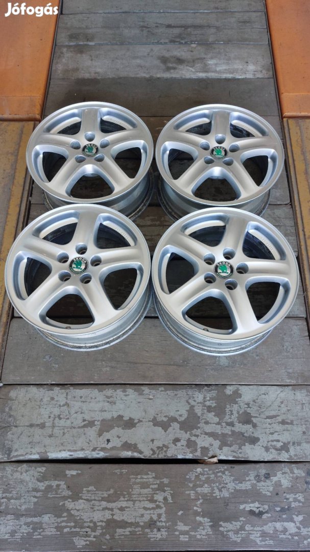 5x100 Gyari Skoda 15"Alufelni