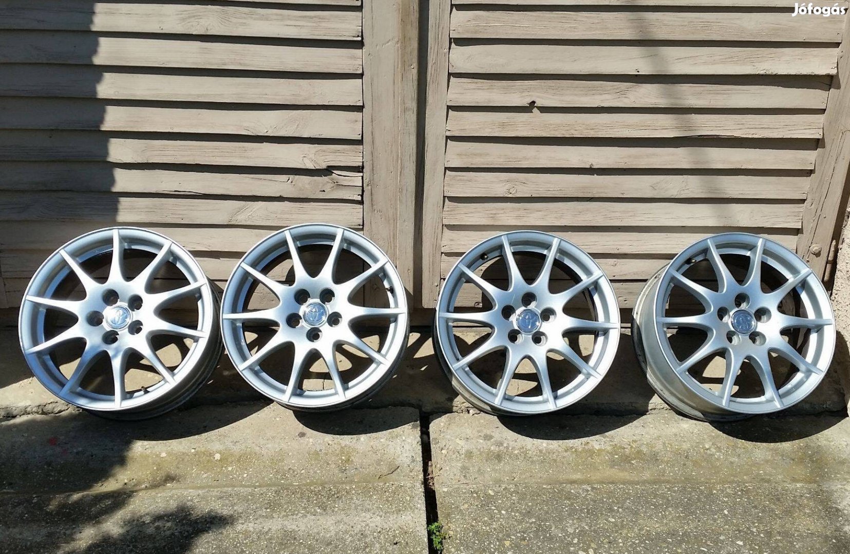 5x100 R16 Toyota Alufelni garnitúra Avensis Prius Celica Carina