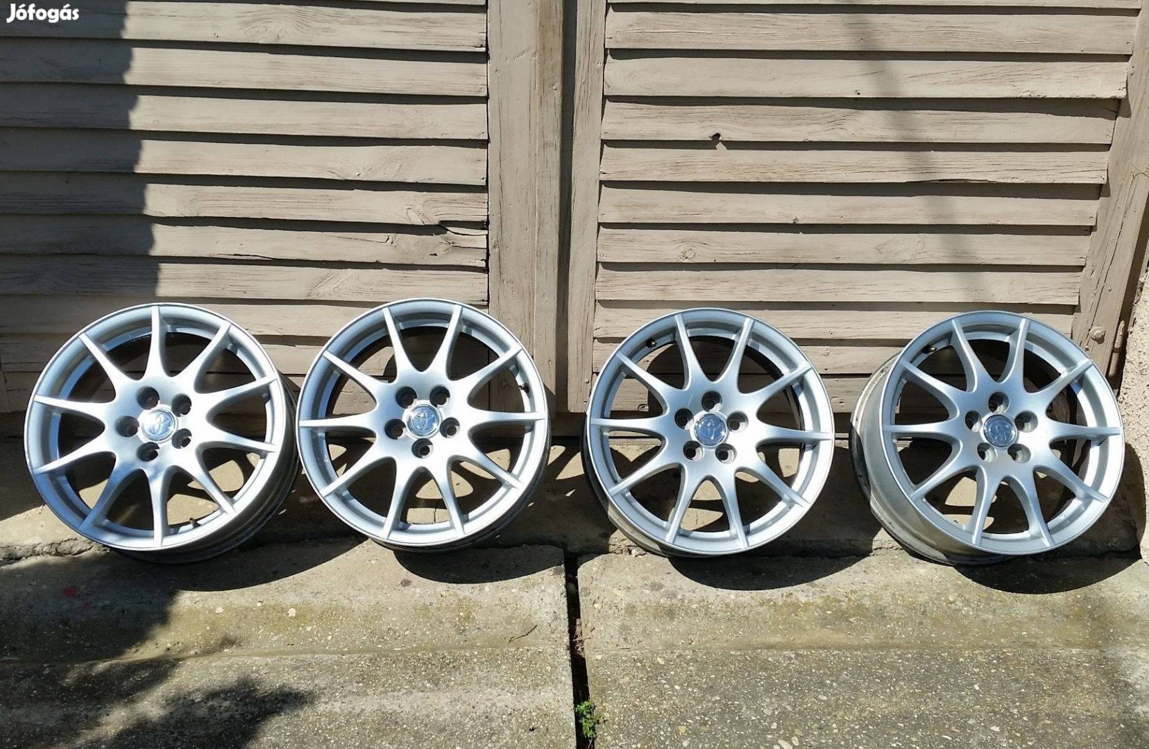 5x100 R16 Toyota Avensis Alufelni garnitúra Prius Celica Carina