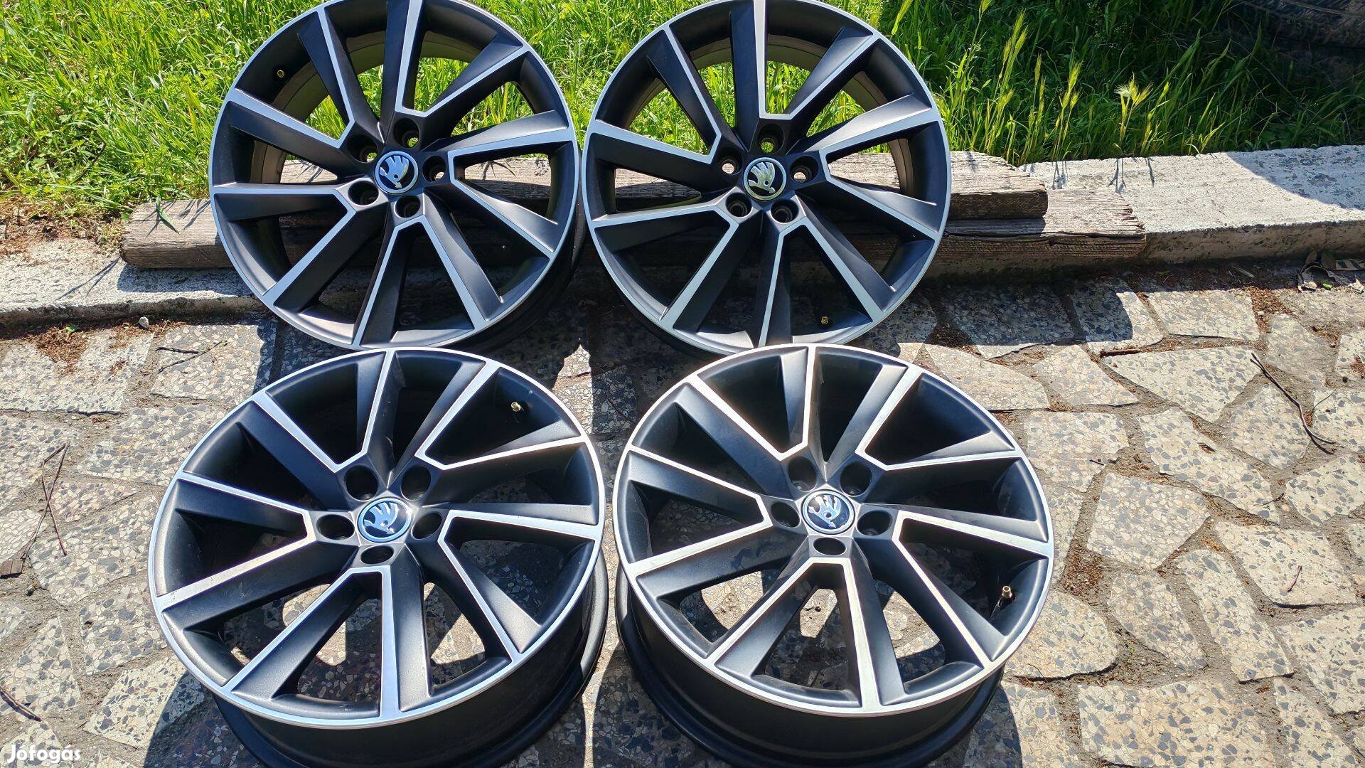 5x100 R17 - Skoda Kamiq , Scala
