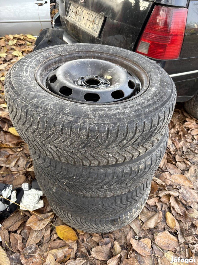 5x100 Vw Golf A3 Leon Toledo téli gumi lemezfelni szett