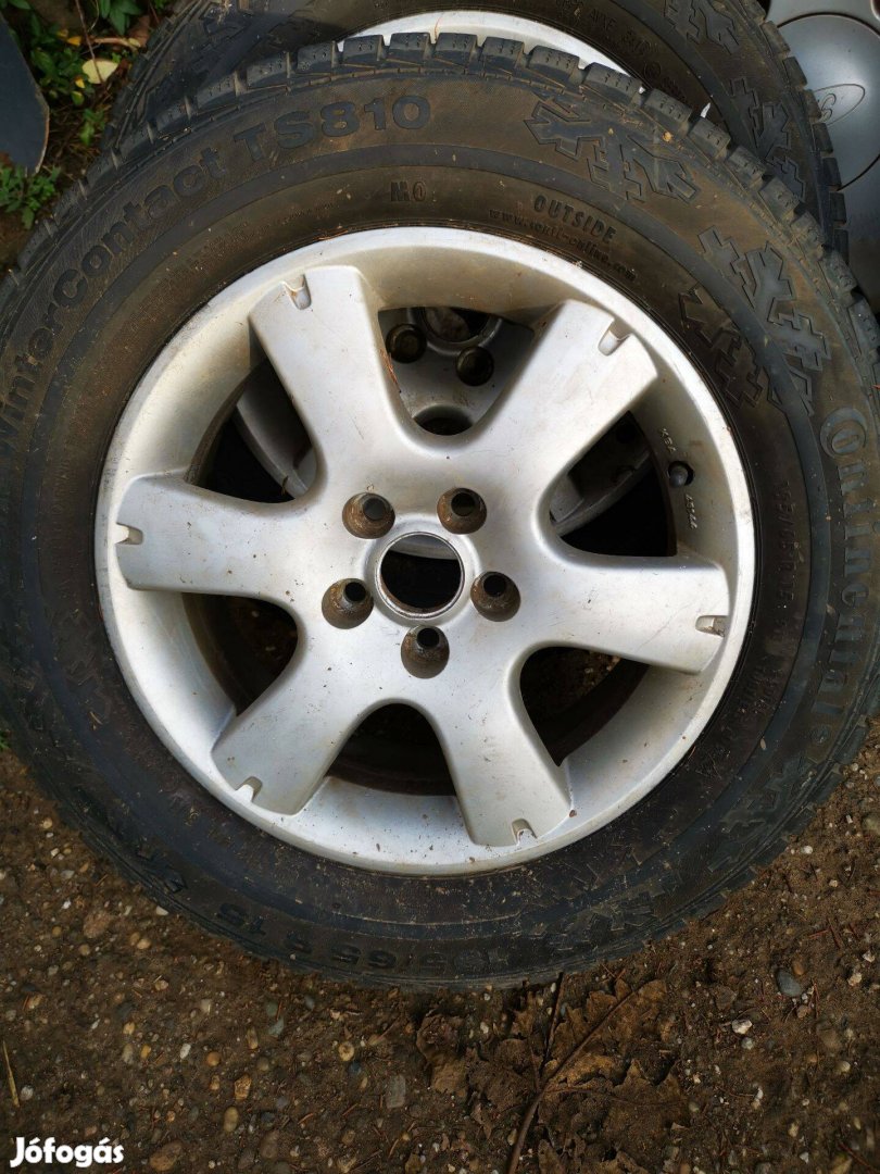 5x100 Wolksvagen gyári alufelni 195 /65 R15- os téli gumival