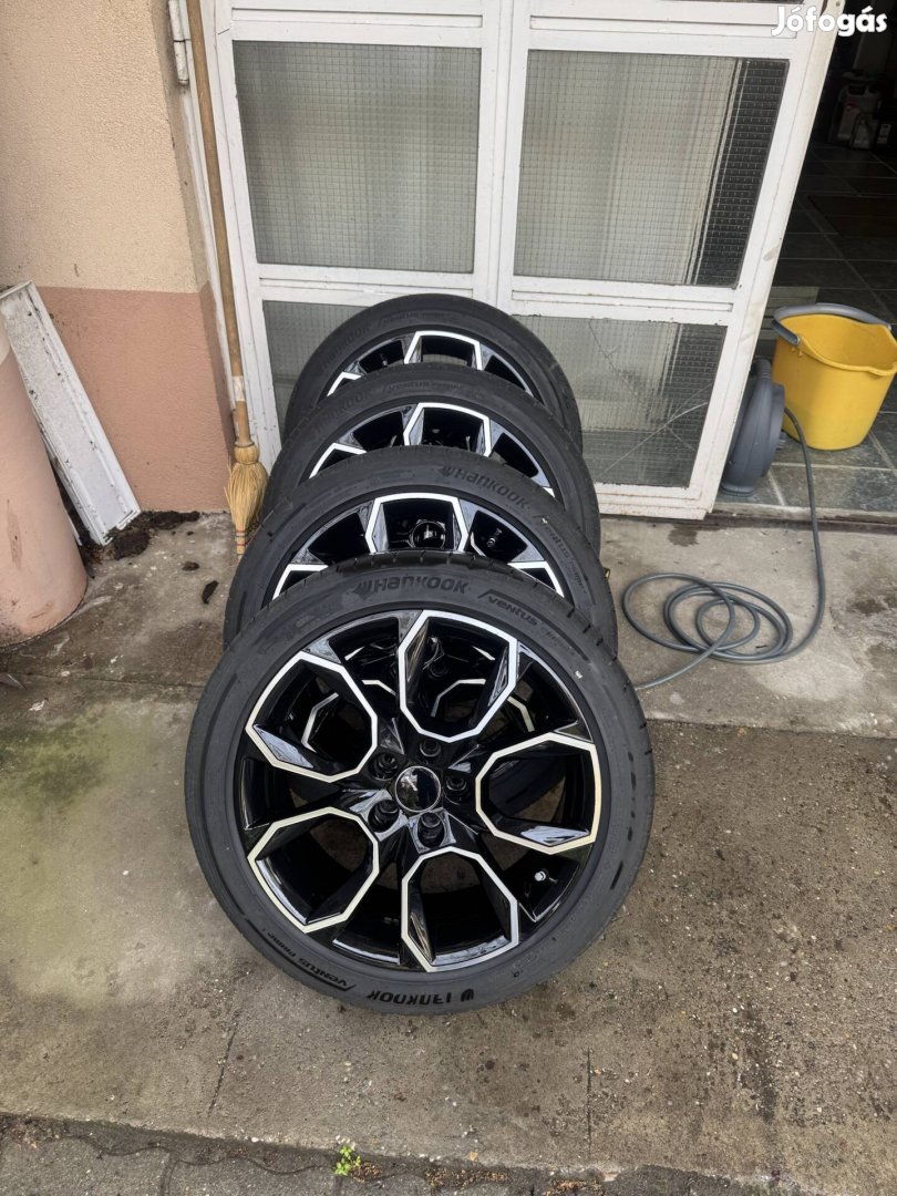 5x100, 17 gumi és alufelni