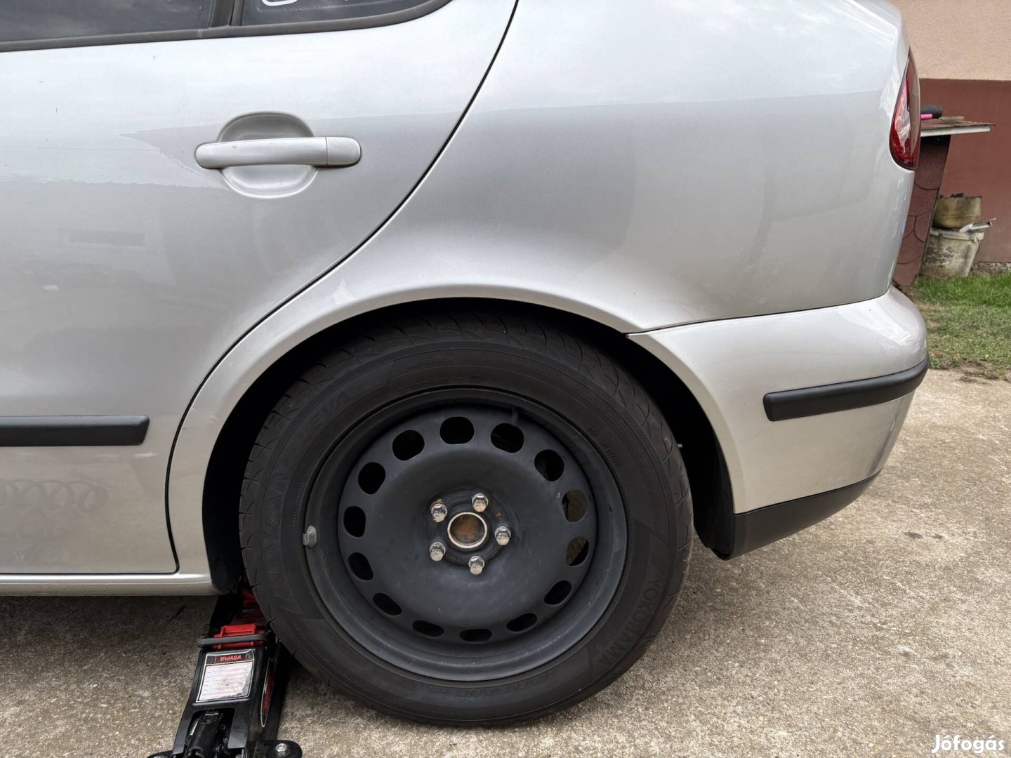 5x100 acél felni r16