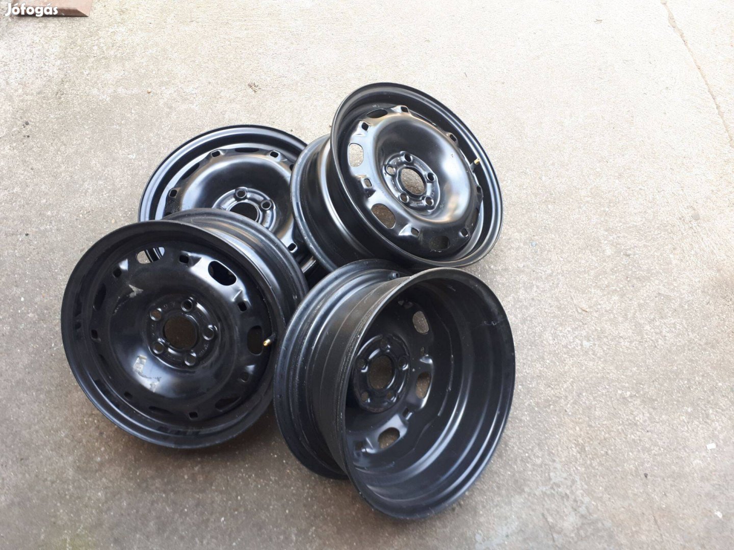 5x100-as 14"-es gyári új VW/Skoda acélfelni garnitúra eladó