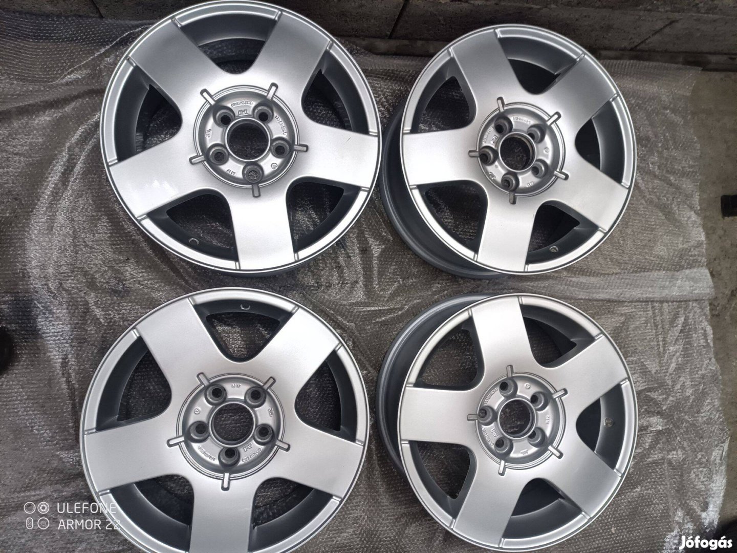 5x100-as 15-ös VW felni eladó